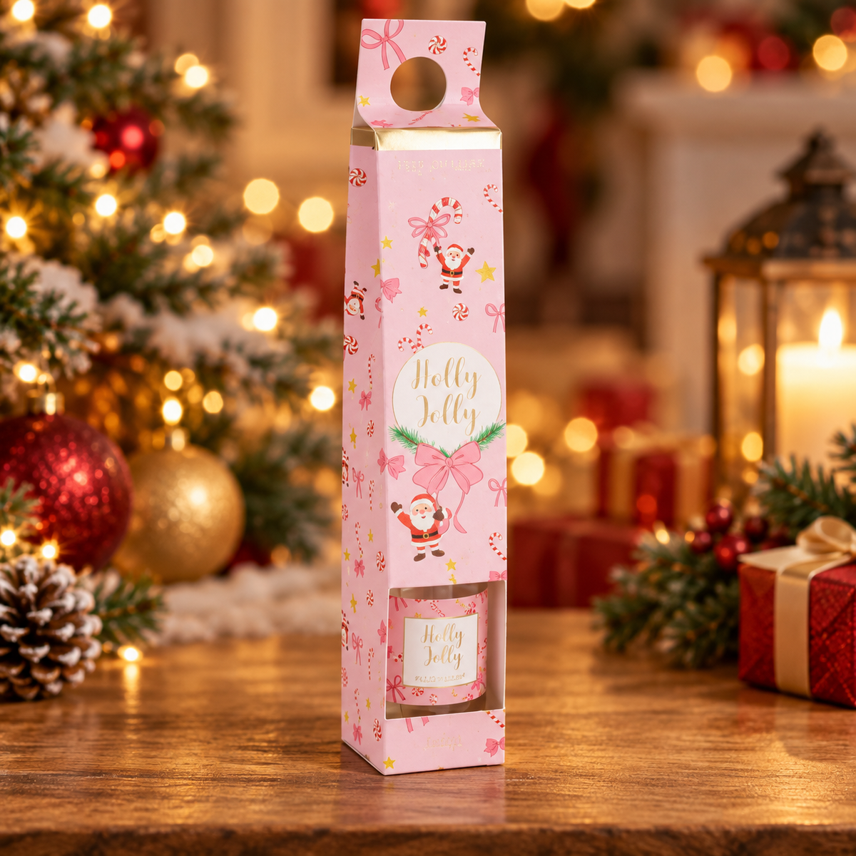 Holly Jolly — розова коледна опаковка, изображение обработено с AI